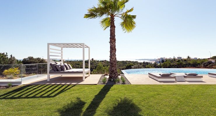 Capricorn House, Jardissimo Jardissimo Gardens intr-a modern stil