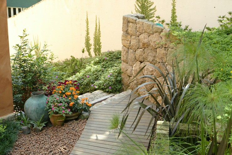 The landscape of Joa, Emmilia Cardoso Designers Associados Emmilia Cardoso Designers Associados Steps in rural style