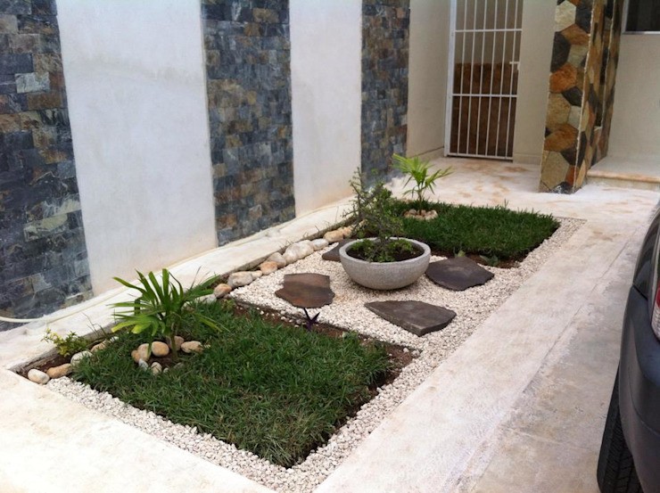 The small garden Constructora Asvial SA de CV Minimalist style gardens Piedra Verde