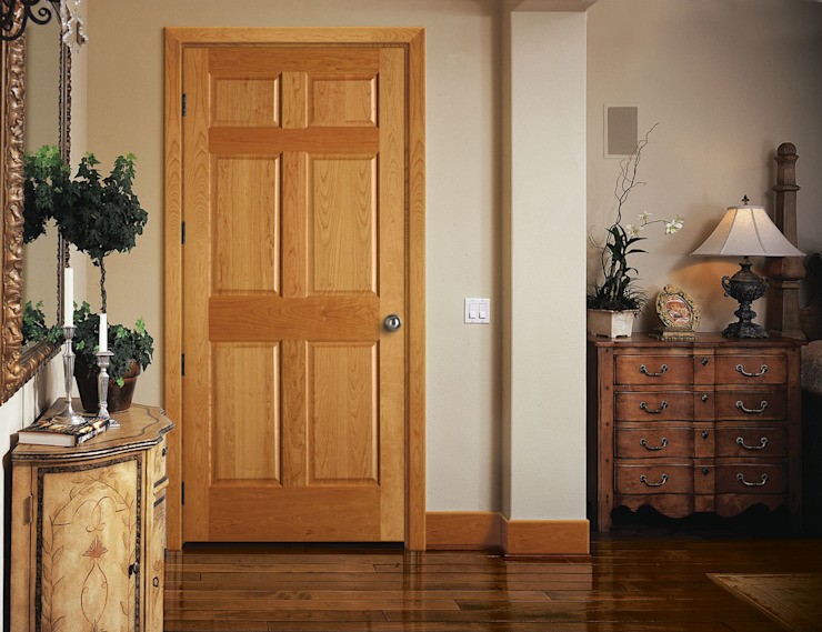 Internal door 1 homify Classic style homes Household items