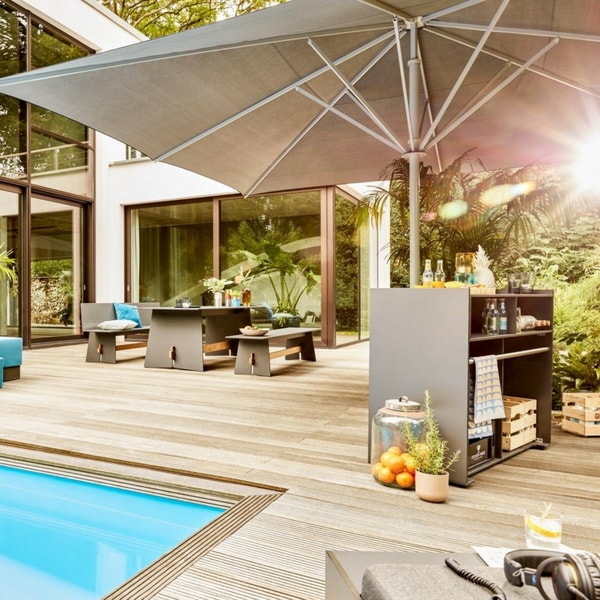 Barbecue area near the pool