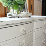 How to paint furniture with chalk paint
