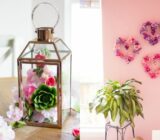 Two floral DIYs to decorate your home